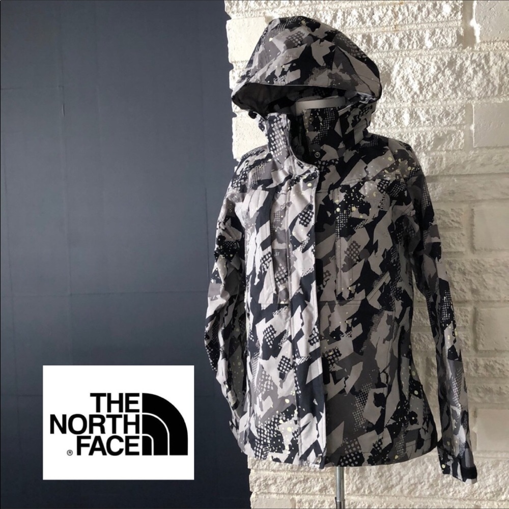 The North Face Gore Tex Summit Series Coat